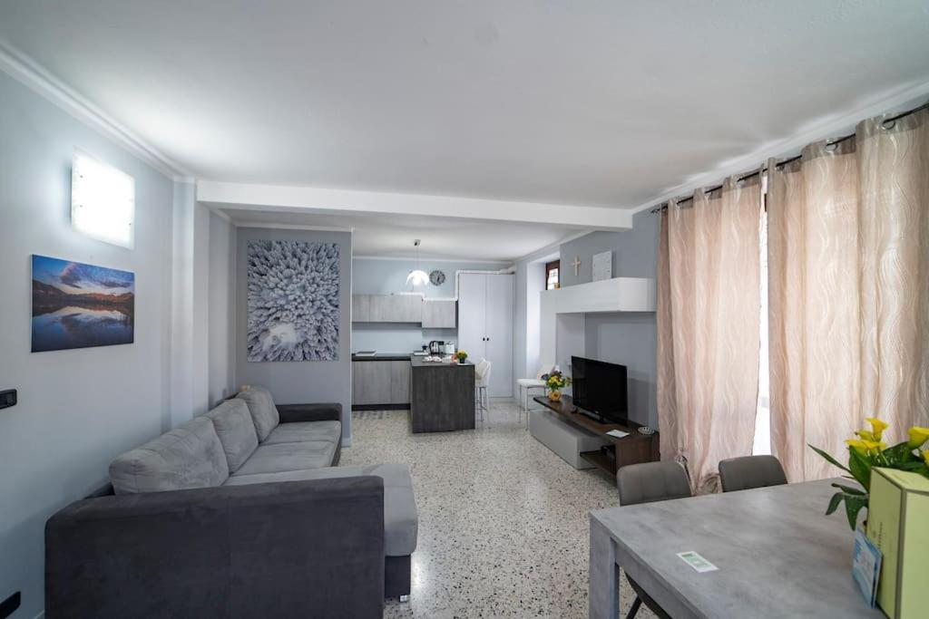 Crossing Home - Zentrum Iseo Exterior foto